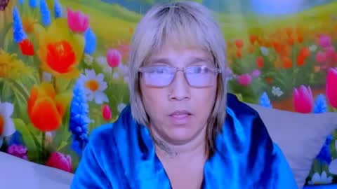 indianroxy27 online show from August 12, 7:00 am