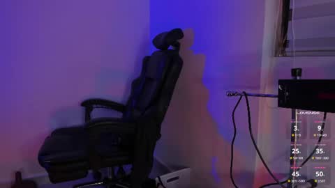Hey  Im Indie follow me on my instagram  online show from July 26, 2:49 am