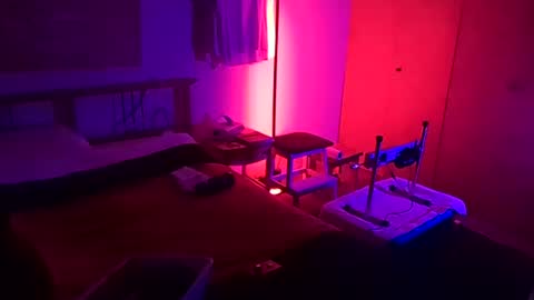 indigolvr online show from August 12, 4:59 am