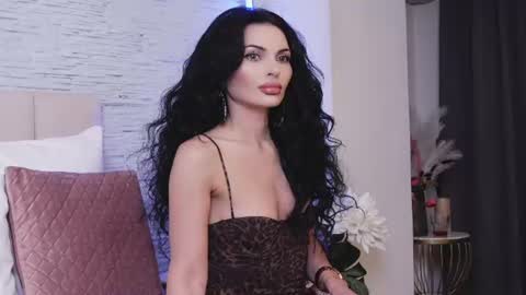 InesBrillante online show from August 10, 10:44 pm
