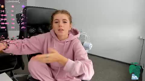 iness_lex online show from August 18, 11:38 am