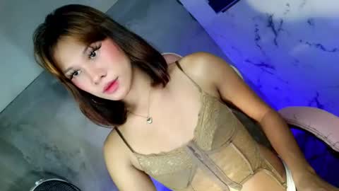 Gianna online show from August 3, 2:57 pm
