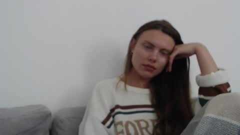Sweet girl online show from June 18, 10:26 am