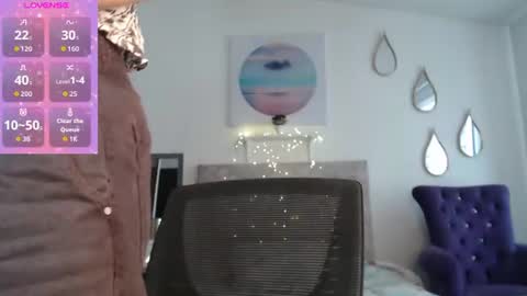 Nombre real Ingrid  online show from July 29, 1:40 pm