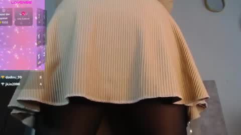 Nombre real Ingrid  online show from July 31, 4:23 pm