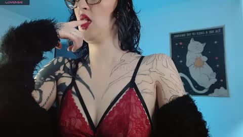 inked_val online show from June 3, 3:48 pm