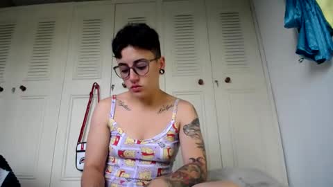 lyan onlyfans n linda online show from July 17, 9:59 pm