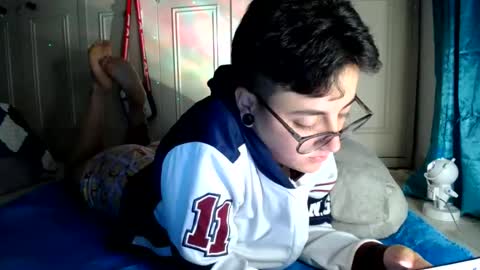 lyan onlyfans n linda online show from July 18, 4:46 am