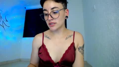 lyan onlyfans n linda online show from August 6, 9:08 am