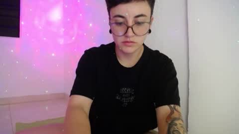 lyan onlyfans n linda online show from August 15, 3:54 am