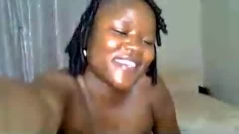 innocent_me1 online show from July 25, 7:18 pm