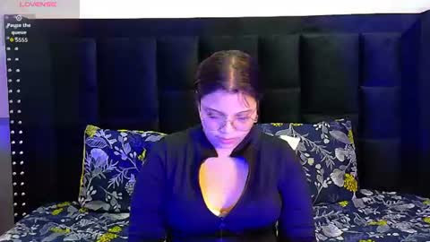 innocenthazel online show from August 16, 12:09 pm
