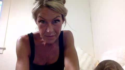 Insatiablekate online show from July 23, 11:40 pm