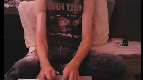 instantkarma2024 online show from August 14, 12:09 pm