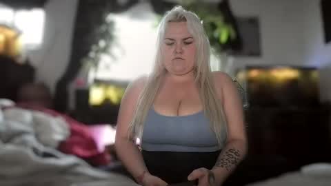 Missi Rae online show from March 12, 3:20 pm