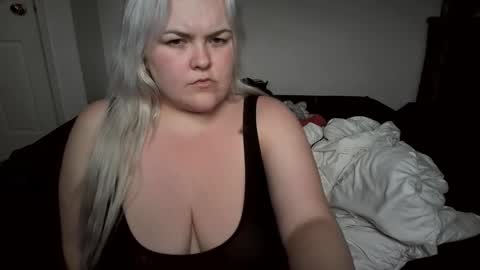 Missi Rae online show from March 23, 5:51 pm