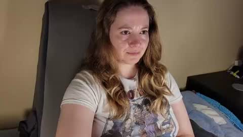 Faye online show from August 3, 8:43 am