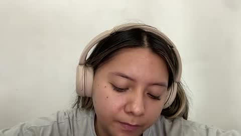 Iris 3 online show from August 3, 7:43 pm