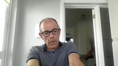 inthemood63 online show from August 15, 2:43 pm