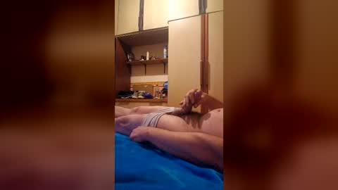 ipnotizzato4944934 online show from August 13, 12:57 am