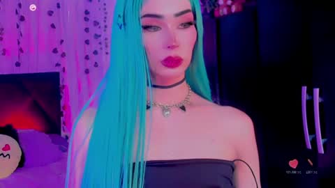 irina_lechera_ online show from August 5, 10:19 pm