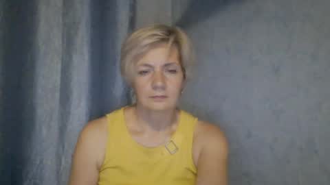 irinaa x online show from August 4, 9:23 pm
