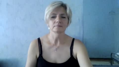 irinaa x online show from August 9, 10:38 am