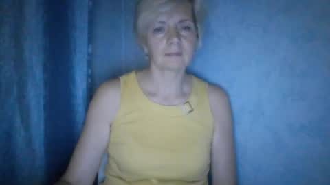 irinaa x online show from August 9, 11:28 pm