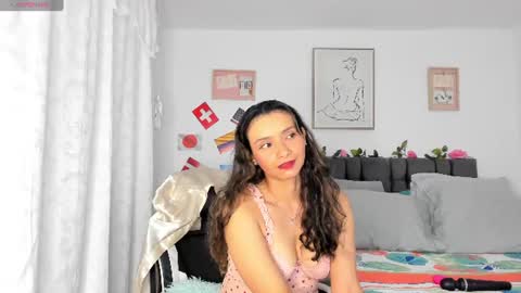 Maria online show from July 12, 4:57 pm