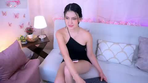 Maia Glow online show from July 19, 3:36 pm