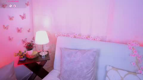 Maia Glow online show from July 19, 5:48 pm