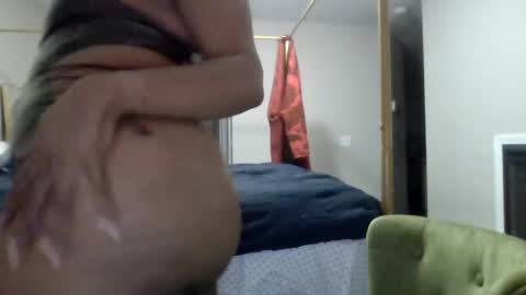 Iris Blunt online show from June 30, 4:02 am