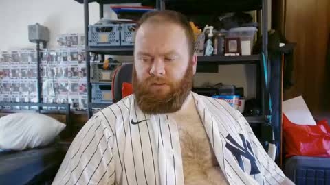 twitter theirishman205 online show from April 8, 12:37 pm