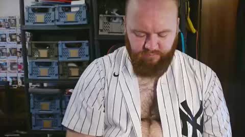twitter theirishman205 online show from July 30, 4:03 pm