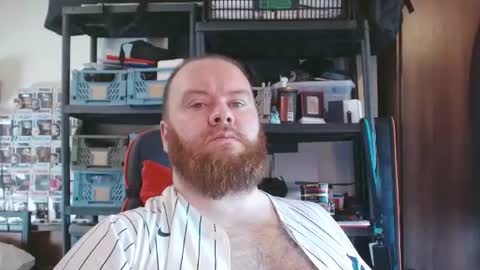 twitter theirishman205 online show from August 13, 3:15 pm