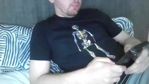 irishhighness95 online show from July 12, 6:42 am