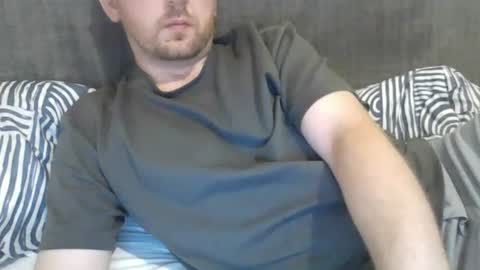 irishhighness95 online show from July 20, 12:02 am