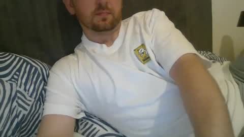 irishhighness95 online show from July 24, 7:39 pm