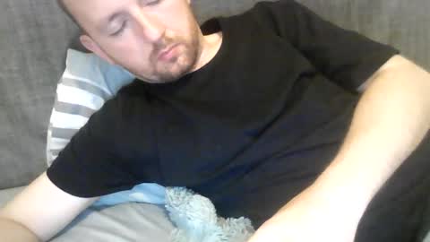 irishhighness95 online show from August 3, 10:50 pm