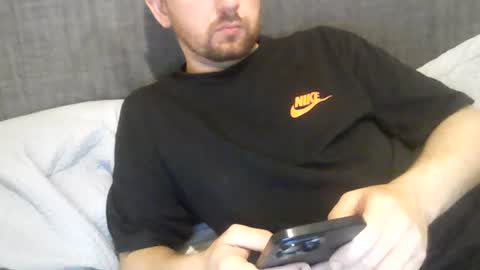irishhighness95 online show from August 9, 9:38 pm