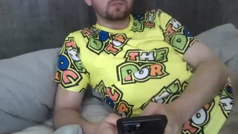 irishhighness95 online show from August 10, 10:49 am