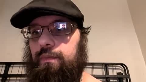 Irishlad813 online show from August 12, 11:07 pm