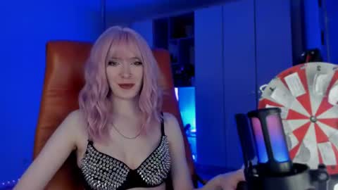 Miss Iris online show from July 11, 4:24 pm