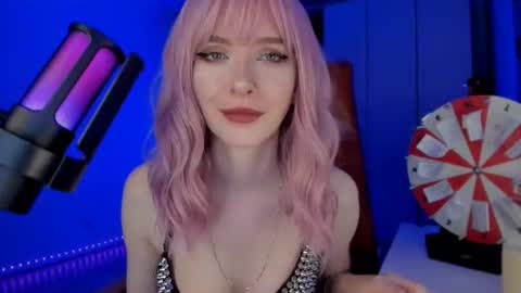 Miss Iris online show from July 14, 7:03 pm