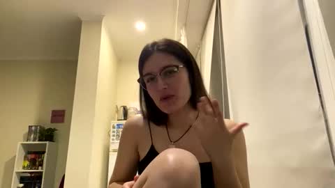 irisss31 online show from May 23, 6:44 pm
