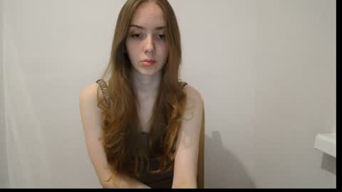 irma_b2004 online show from June 16, 8:29 pm