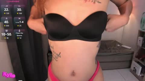 Kylie online show from May 10, 4:04 am