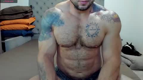 ironhulk22 online show from July 17, 6:08 pm