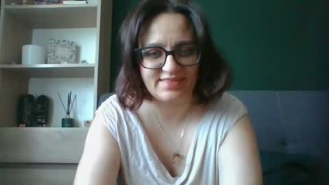 Paris online show from August 12, 5:21 am