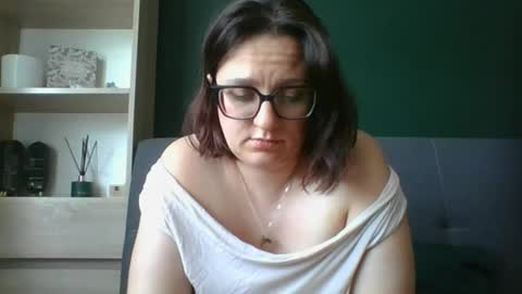 Paris online show from August 12, 8:38 am